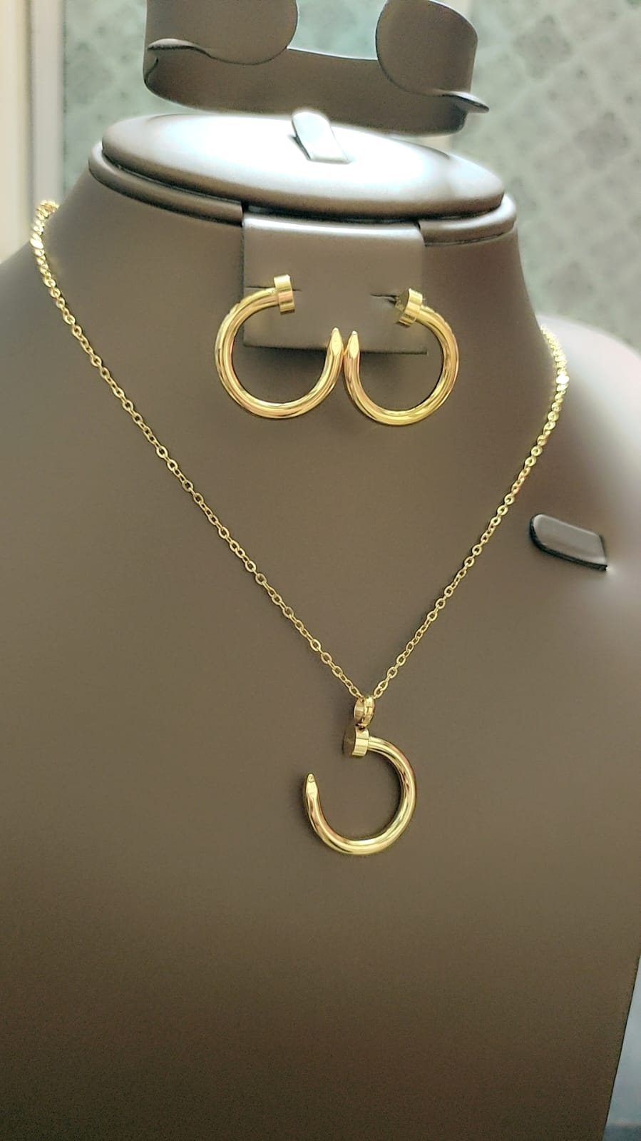 Tier Earring and Necklace Set