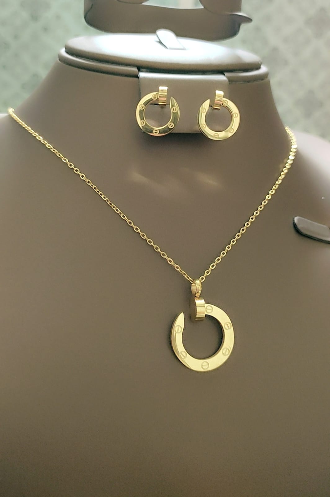 Tier Earring and Necklace Set