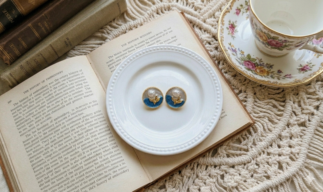 Monet Circle Earrings Blue