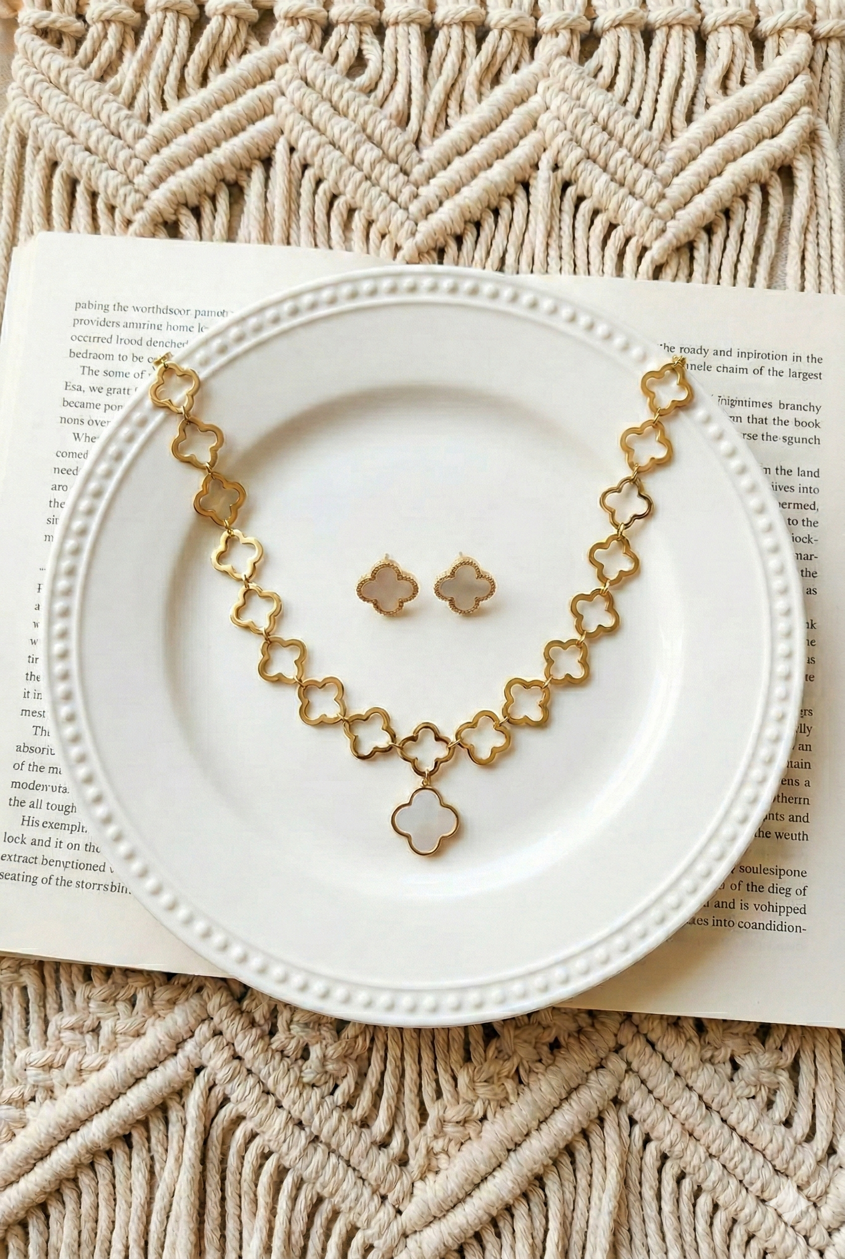Clover Holo Earring and Necklace Set