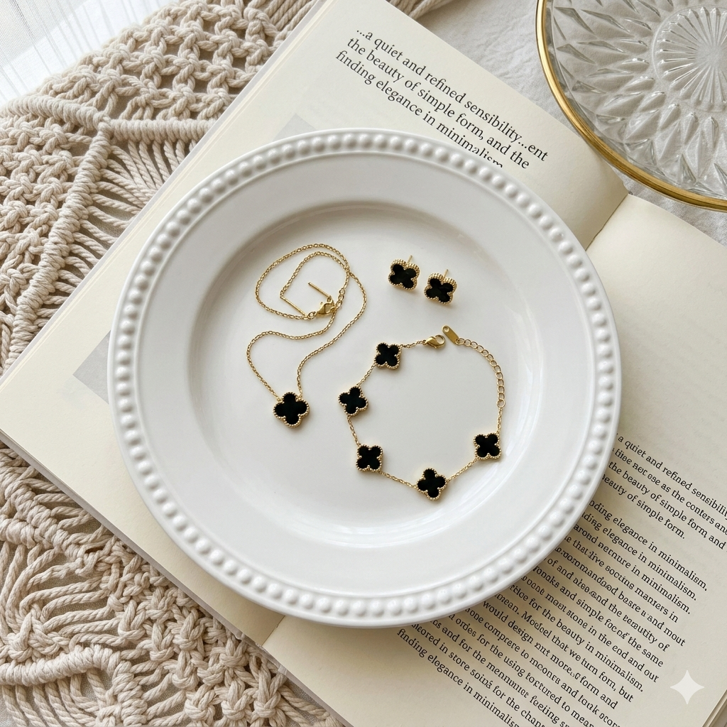 Clover Jewellery Set